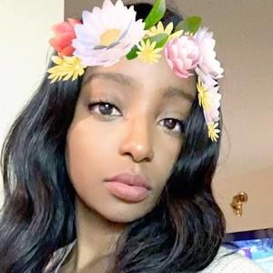 Meet your Posher, Nikita